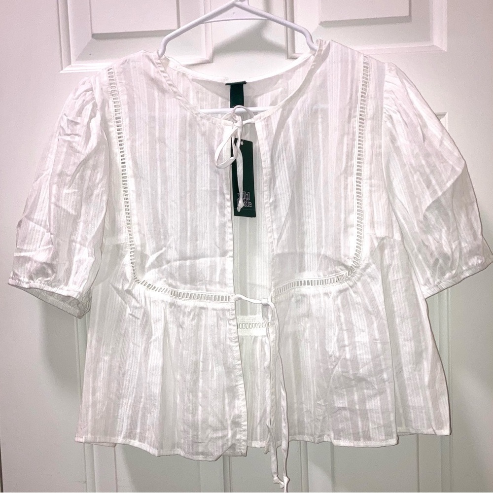 Women's Puff Sleeve Flyaway Blouse - Wild Fable White Size Large new - Picture 2 of 5